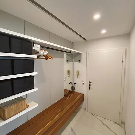 Royal Retreat - Sarac Apartment